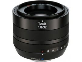 Carl Zeiss Touit 32mm f/1.8 Lens For Fuji X-Mount Carl Zeiss Touit 32mm f/1.8 Lens For Fuji X-Mount